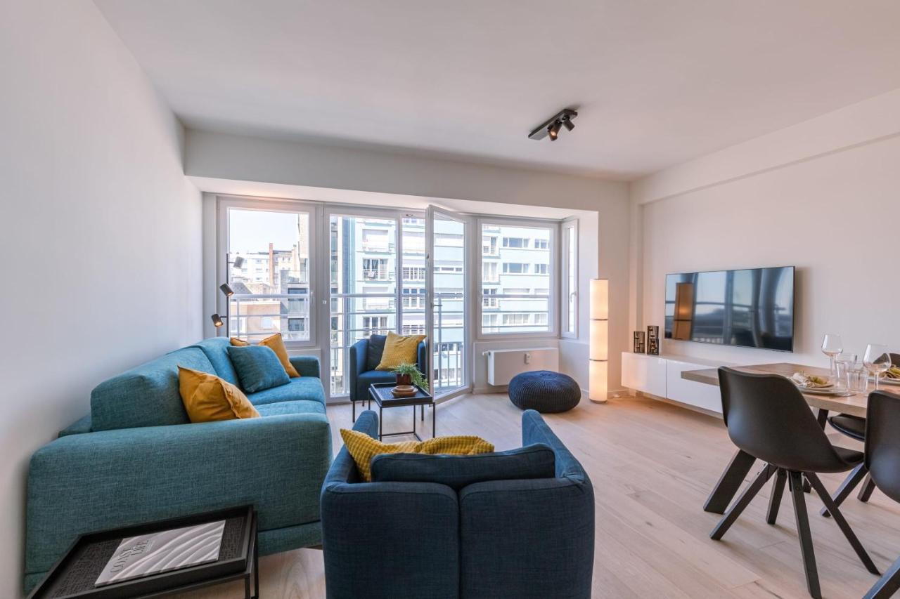 Huswell - Lovely Apartment With Lateral Sea View And Parking Oostende Buitenkant foto
